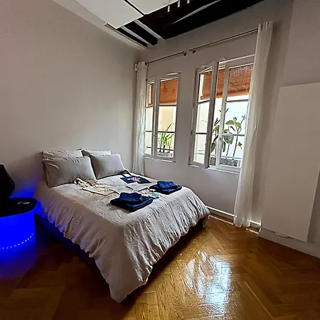Fantastique Et Incroyable Le Marais Apartament