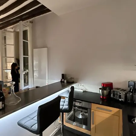 Fantastique Et Incroyable Le Marais * Paryż