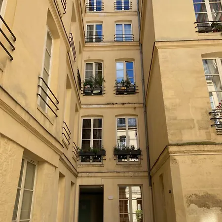 Fantastique Et Incroyable Le Marais Apartament