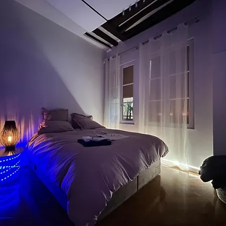 Fantastique Et Incroyable Le Marais * Paryż